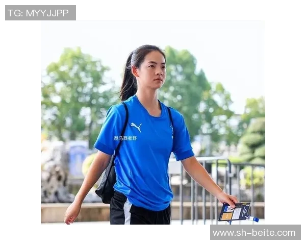 21岁姜晨璟绝杀助武汉女足晋级身高161的后腰展现出色实力与魅力