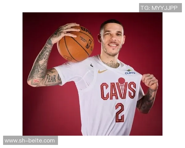 NBA官推祝朗佐鲍尔28岁生日快乐健康打球愿他未来更加辉煌