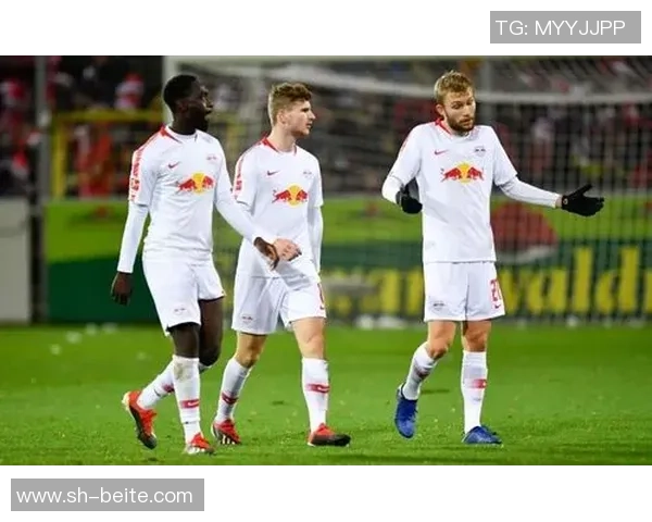 红白血脉延续小西蒙尼进球献给刚出生的侄子