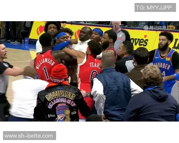 费尔斯与巴特勒场上争吵升级双方各吃技术犯规被驱逐出场