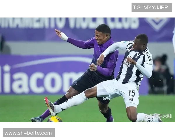 罗马与佛罗伦萨球迷在高速公路上发生激烈冲突警方介入调查事件真相