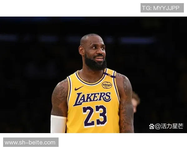 詹姆斯生涯总助攻达13754次距离超越保罗仅差32次