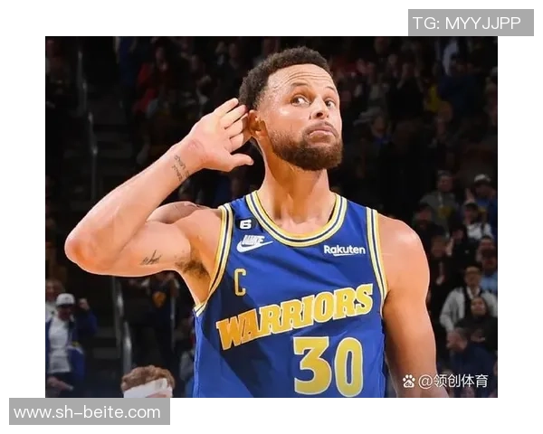 三球短暂出战15分钟高效表现三分球命中率50贡献11分2篮板3助攻