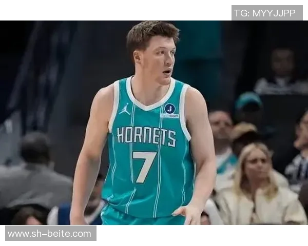 克尼佩尔本赛季第5次单场205三分表现仅次于哈登和库里